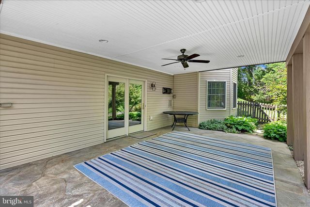 5 WOBURN ABBEY AVE, Camp Hill, PA 17011