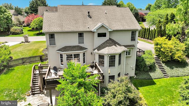 5 WOBURN ABBEY AVE, Camp Hill, PA 17011