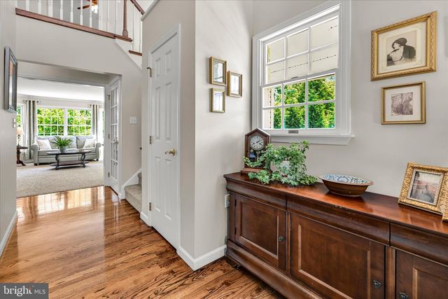5 WOBURN ABBEY AVE, Camp Hill, PA 17011