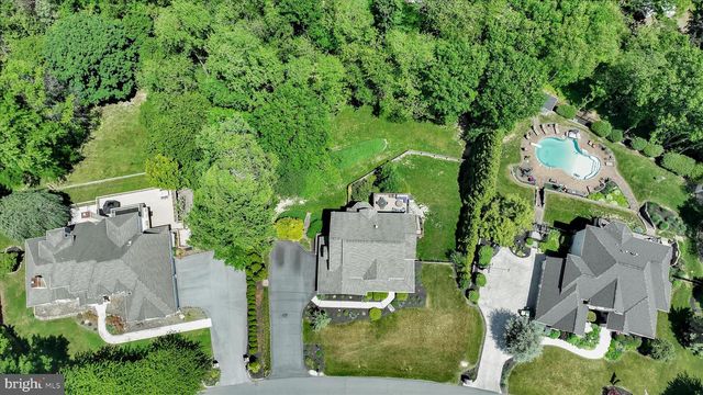 5 WOBURN ABBEY AVE, Camp Hill, PA 17011