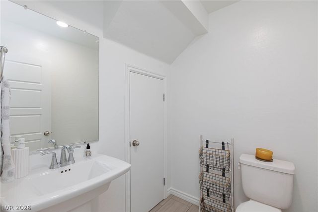 7792 Vino Vranec Court, Las Vegas, NV 89113