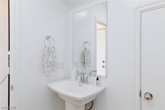 7792 Vino Vranec Court, Las Vegas, NV 89113