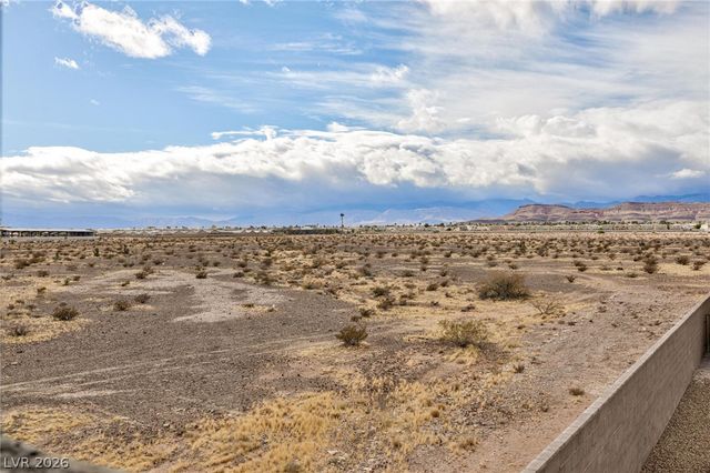 7792 Vino Vranec Court, Las Vegas, NV 89113