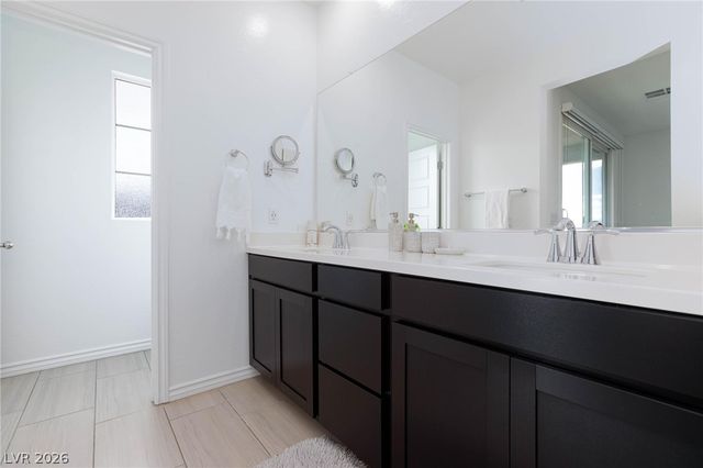 7792 Vino Vranec Court, Las Vegas, NV 89113