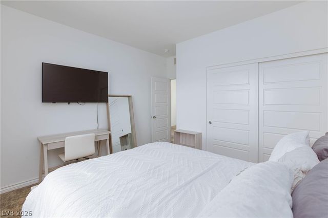 7792 Vino Vranec Court, Las Vegas, NV 89113