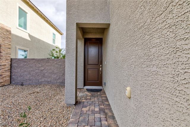 7792 Vino Vranec Court, Las Vegas, NV 89113