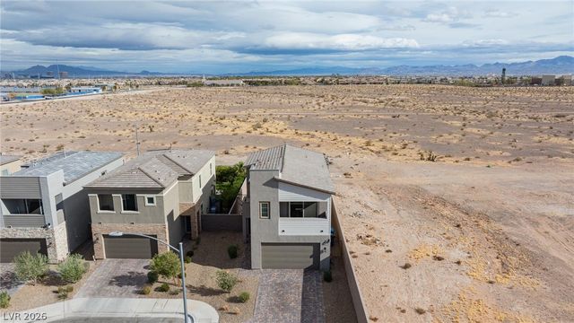 7792 Vino Vranec Court, Las Vegas, NV 89113