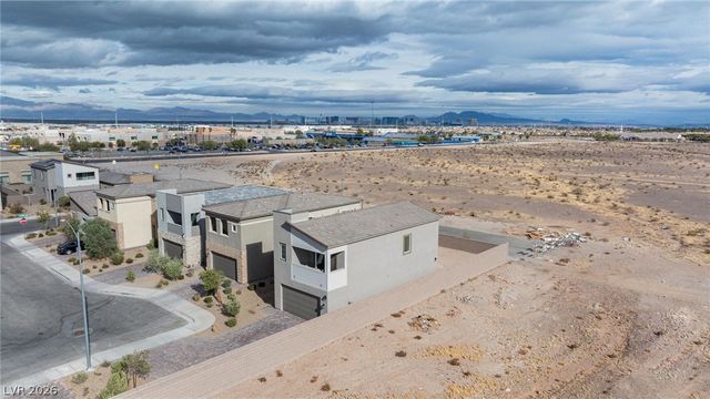 7792 Vino Vranec Court, Las Vegas, NV 89113