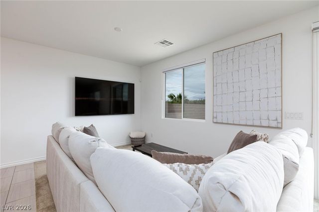 7792 Vino Vranec Court, Las Vegas, NV 89113