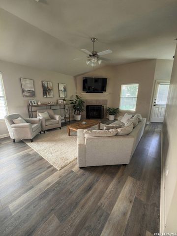 3317 ORTH AVE, Schertz, TX 78108