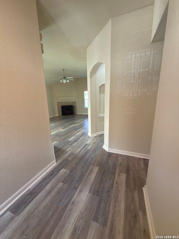 3317 ORTH AVE, Schertz, TX 78108