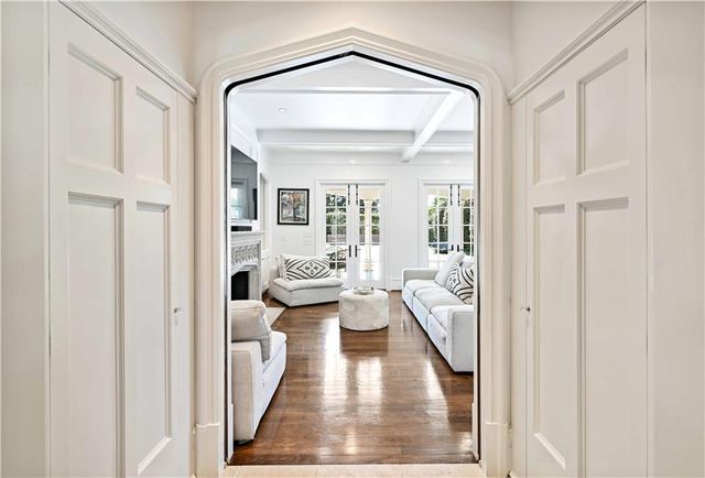 369 Pine Tree Drive NE, Atlanta, GA 30305