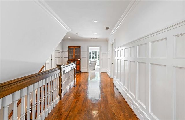 369 Pine Tree Drive NE, Atlanta, GA 30305