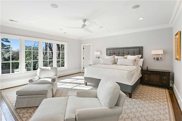 369 Pine Tree Drive NE, Atlanta, GA 30305