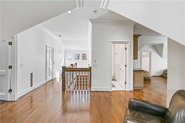369 Pine Tree Drive NE, Atlanta, GA 30305