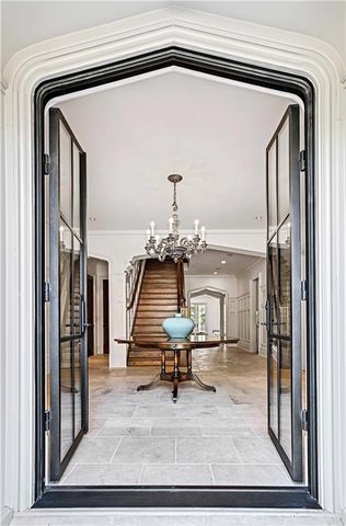 369 Pine Tree Drive NE, Atlanta, GA 30305