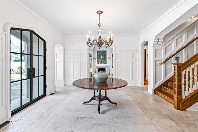 369 Pine Tree Drive NE, Atlanta, GA 30305