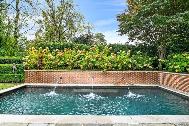 369 Pine Tree Drive NE, Atlanta, GA 30305