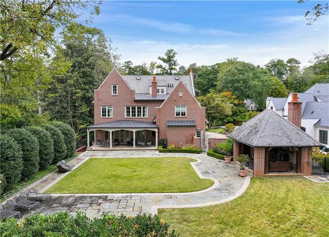 369 Pine Tree Drive NE, Atlanta, GA 30305