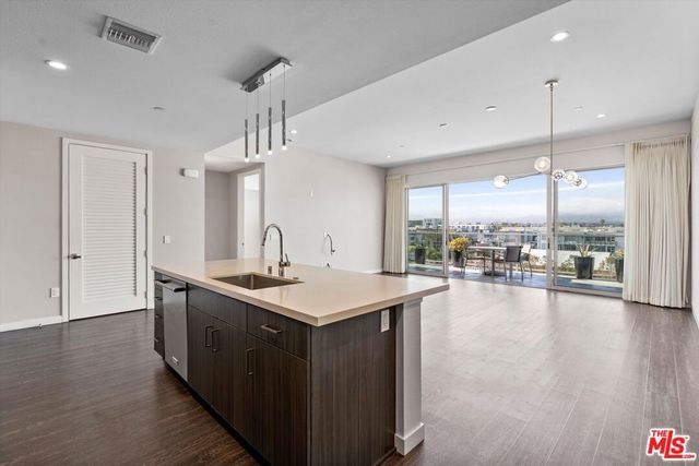 4140 Glencoe Avenue 602, Marina Del Rey, CA 90292