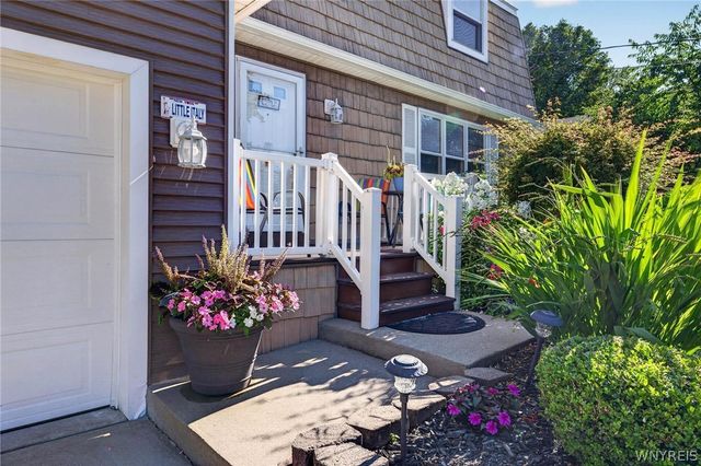 4351 Mary Drive, Eden, NY 14057