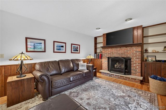 4351 Mary Drive, Eden, NY 14057