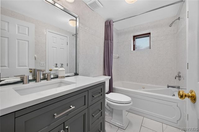 4351 Mary Drive, Eden, NY 14057