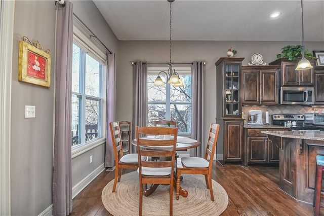 215 S Canyon Drive, Olathe, KS 66061