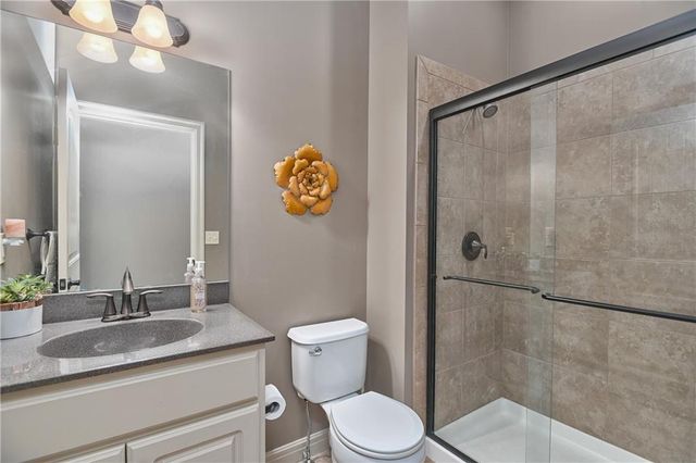 215 S Canyon Drive, Olathe, KS 66061