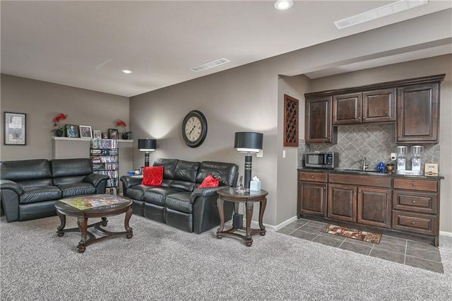 215 S Canyon Drive, Olathe, KS 66061