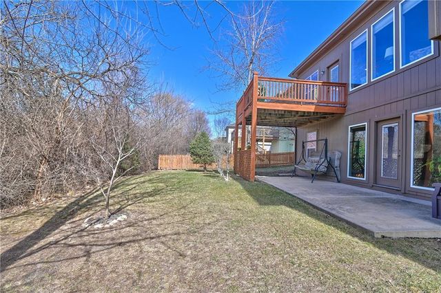 215 S Canyon Drive, Olathe, KS 66061