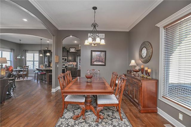 215 S Canyon Drive, Olathe, KS 66061