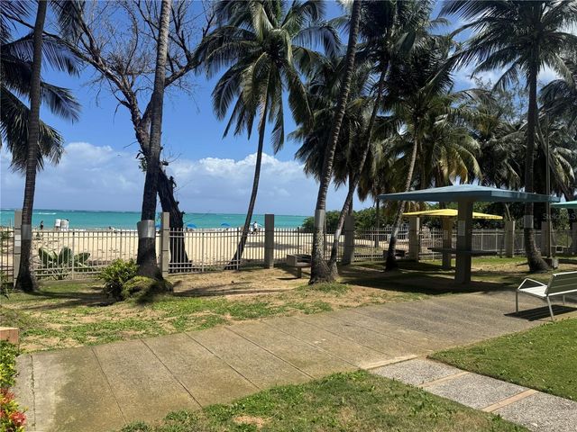 4745 AVE ISLA VERDE 1M, Carolina, PR 00979