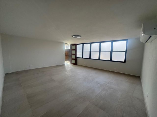 4745 AVE ISLA VERDE 1M, Carolina, PR 00979