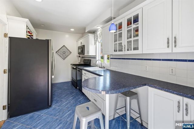 370 Demarest Avenue, Oradell, NJ 07649