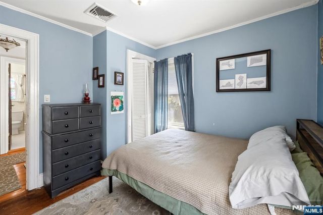 370 Demarest Avenue, Oradell, NJ 07649