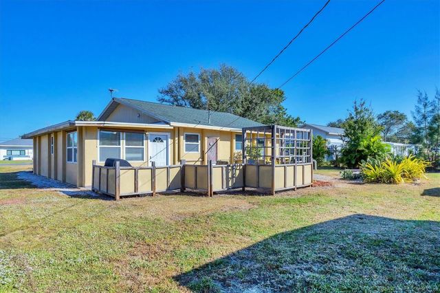 831 E 1ST STREET, Englewood, FL 34223