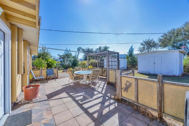 831 E 1ST STREET, Englewood, FL 34223