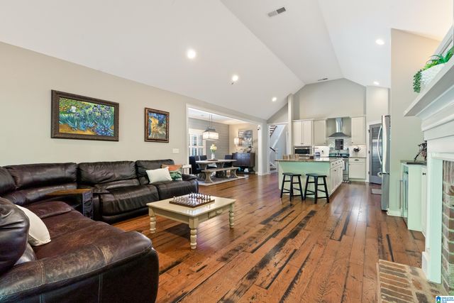 301 KILKERRAN LANE, Pelham, AL 35124