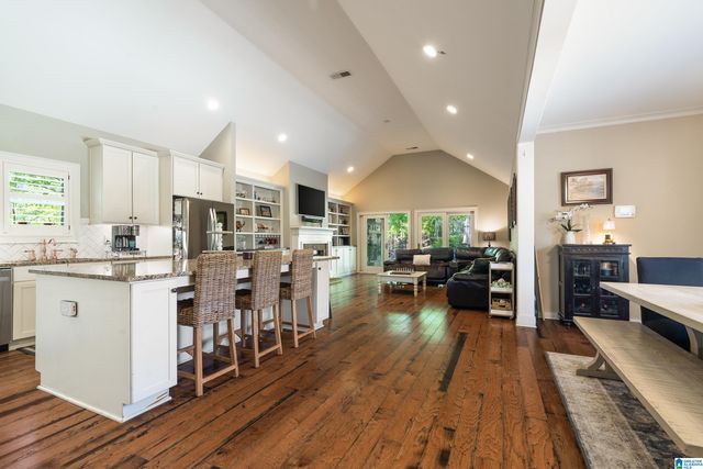 301 KILKERRAN LANE, Pelham, AL 35124