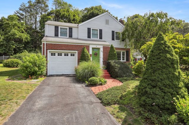 22 Concord Road, Danbury, CT 06810