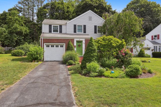22 Concord Road, Danbury, CT 06810