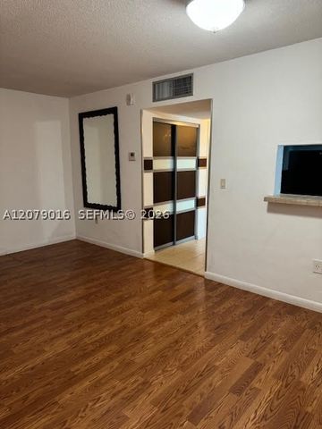 12590 NE 16th Ave 401, North Miami, FL 33161