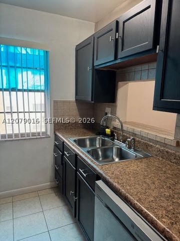12590 NE 16th Ave 401, North Miami, FL 33161
