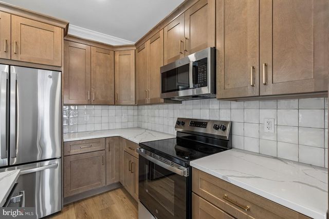 21 CHRISTMAN ST, Phoenixville, PA 19460