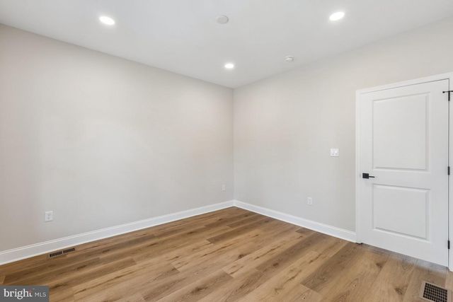 21 CHRISTMAN ST, Phoenixville, PA 19460