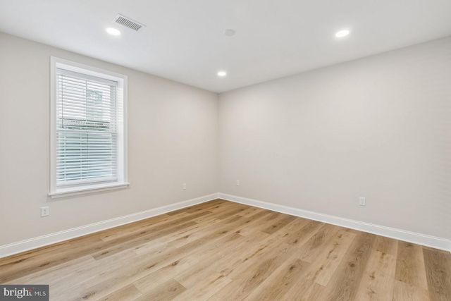 21 CHRISTMAN ST, Phoenixville, PA 19460