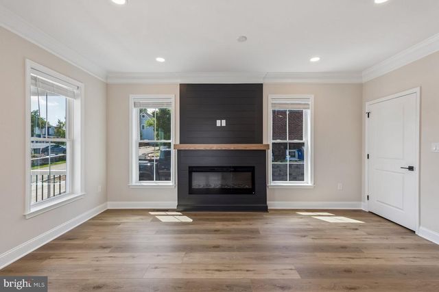 21 CHRISTMAN ST, Phoenixville, PA 19460