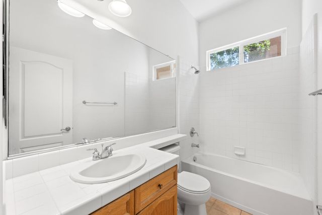 3536 Husch Way, Rancho Cordova, CA 95670