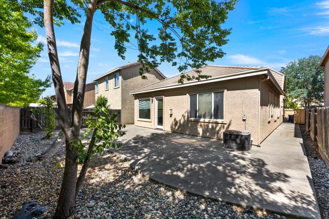 3536 Husch Way, Rancho Cordova, CA 95670